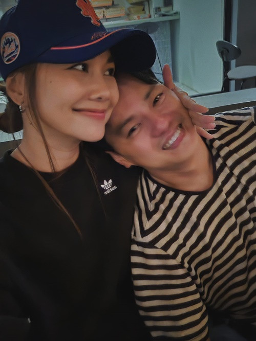 Đối với Thanh Hằng, nhạc trưởng Trần Nhật Minh không chỉ là chồng mà còn là bạn tâm giao.