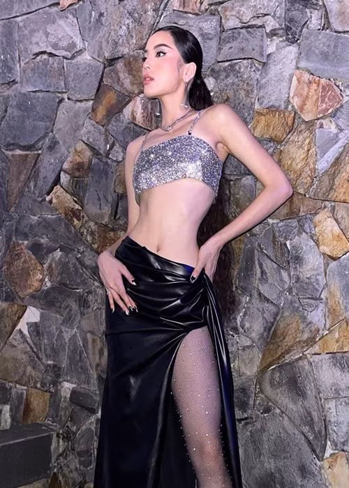 Sắc vóc cũng là lợi thế của Kỳ Duyên ở Miss Universe Vietnam 2024. Hiện tại, chân dài sở hữu body thon gọn, săn chắc.