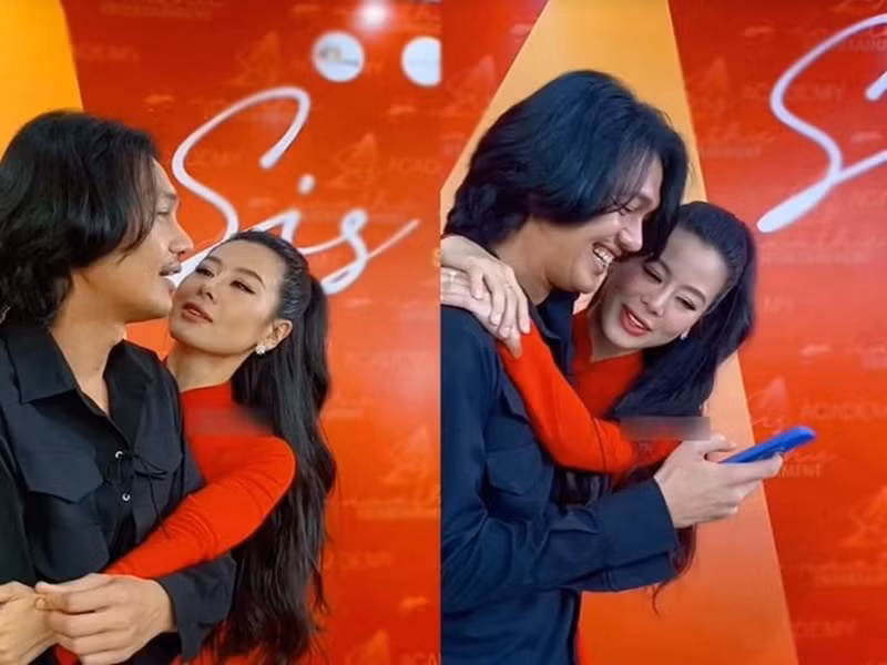 “Sau ồn ào đó, anh Tuấn cũng trả lời phỏng vấn là về góc nhìn xã hội thì sai. Anh ấy có vợ rồi nên giỡn như vậy hơi quá đáng. Vui thôi nhưng anh em tôi vui quá! Tất nhiên, tôi cũng biết vậy để rút kinh nghiệm”, Nam Thư cho hay. Ảnh: FBNV.