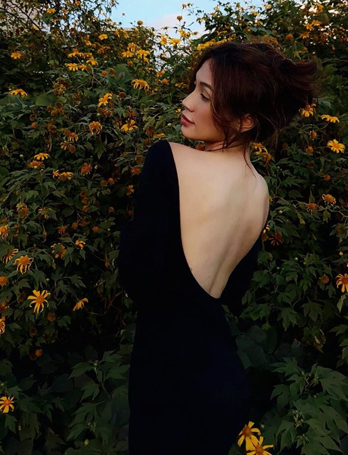 Thí sinh Miss Universe Vietnam 2024 từng có dự định trở thành tiếp viên hàng không. Ảnh: FBNV.