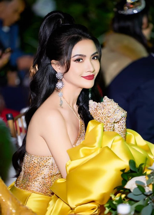 Năm 2017, bạn trai Phan Thị Mơ đã cầu hôn lần thứ 3 nhưng cô vẫn từ chối. Người đẹp chia sẻ trên Znews, cô từ chối vì chưa muốn lấy chồng sớm và điều quan trọng là cô chưa có niềm tin hoàn toàn ở bạn trai bởi trước đây anh từng quen một số người đẹp trong showbiz.