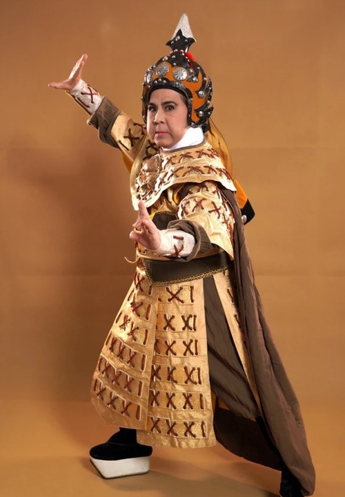 Anh trai Thành Lộc miệt mài đi diễn với thu nhập đủ sống. Ảnh: Dân Việt.