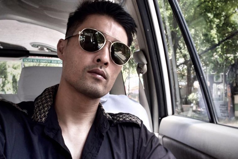 Hai con gái của Johnny Trí Nguyễn sống cùng vợ cũ của nam diễn viên. Johnny Trí Nguyễn tiết lộ cô con gái út đam mê làm diễn viên, còn con gái lớn thích viết truyện, tiểu thuyết. Ảnh: FB Johnny Trí Nguyễn.