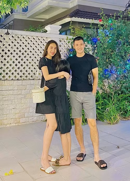 Thủy Tiên - Công Vinh là một trong những cặp đôi sao Việt giấu con kín nhất showbiz. Ảnh: FB Thủy Tiên.