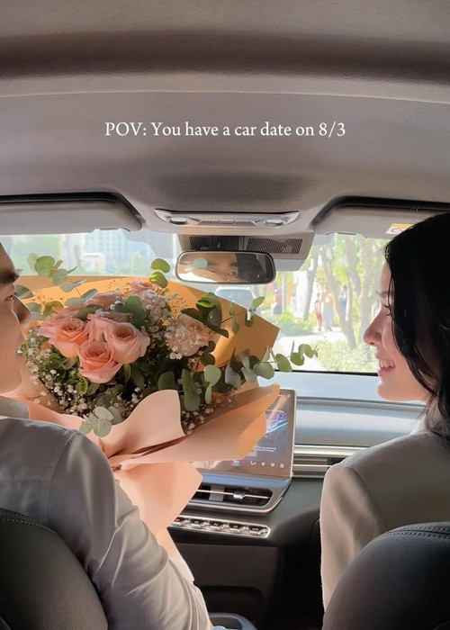 Tiết lộ về mẹ chồng, Phương Anh chia sẻ trên Vietnamnet: “Mẹ chồng rất nhiều năng lượng, trẻ trung, dễ thương và yêu thương hai vợ chồng tôi hết lòng. Tôi đã học hỏi được nhiều từ mẹ về cách chăm sóc gia đình, con cái”. Ảnh: Instagram Phương Anh.