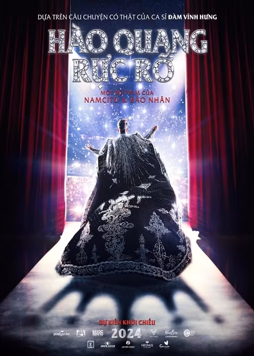 Mr Đàm đã bỏ chữ "The King" ra khỏi tên phim. Đồng thời, anh cũng thay đổi poster. Nam ca sĩ đính chính chiếc ghế ngồi trong poster cũ chỉ là chiếc ghế cắt tóc được làm cho lộng lẫy. Ảnh: Người Lao Động.