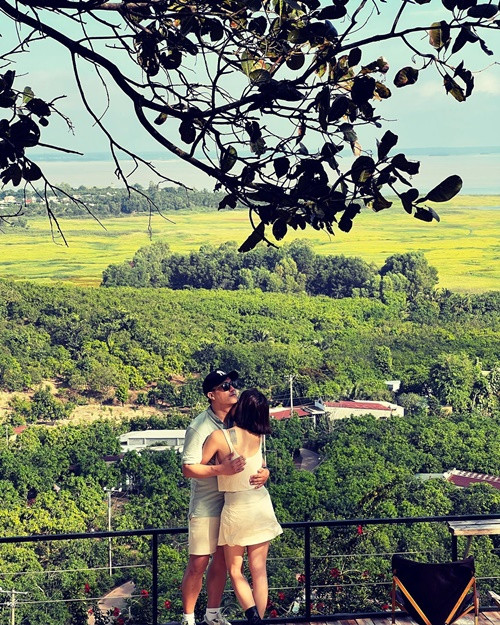 Băng Di và Justin Chiêm đã bên nhau 8 năm nhưng chưa tiết lộ kế hoạch kết hôn.