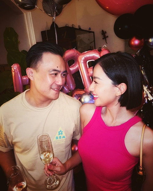 Băng Di và Justin Chiêm yêu nhau từ năm 2016, đến năm 2017 mới công khai.