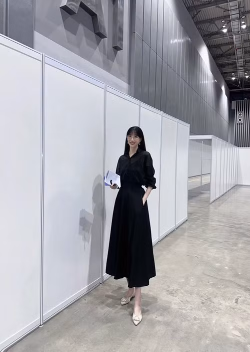 Nữ người mẫu cao nhất Việt Nam không gặp khó khăn về kinh tế.