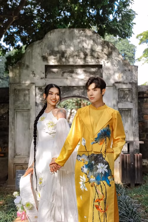 Cặp đôi bắt đầu mối quan hệ tình cảm từ năm 2013.