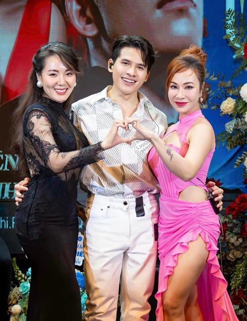 Trong mắt Quốc Thiên, Uyên Linh đầy mạnh mẽ, thẳng thắn. Ảnh: FB Quốc Thiên.