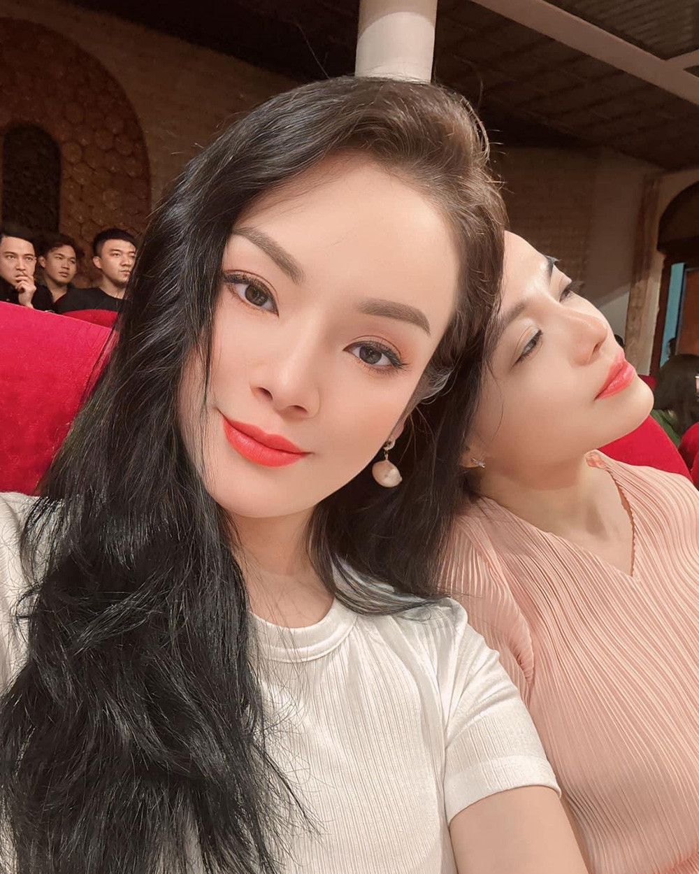 NSUT Lan Anh day nhieu ca si tai nang, kin tieng doi tu-Hinh-2