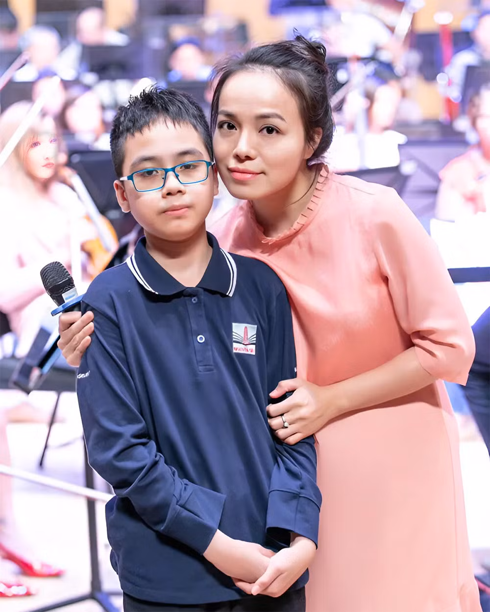 NSUT Lan Anh day nhieu ca si tai nang, kin tieng doi tu-Hinh-3