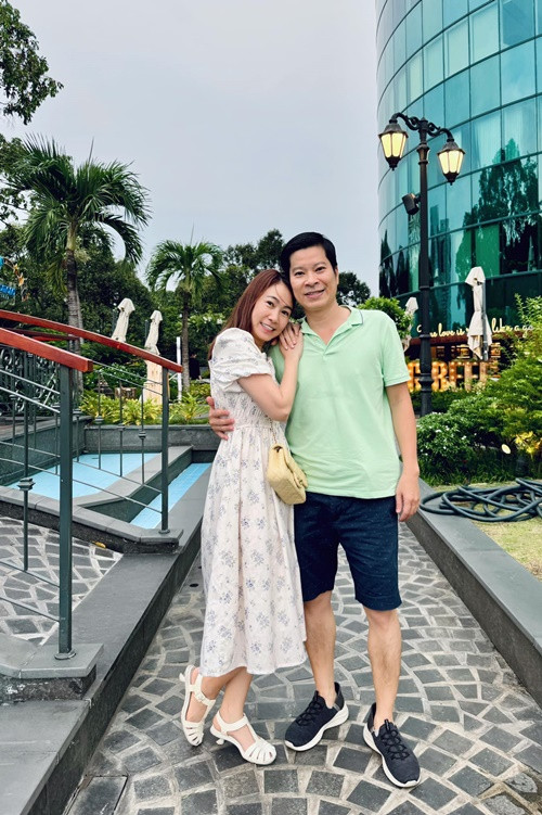 Hôn nhân của Thanh Thảo Hugo gần 20 năm vẫn ngọt ngào Hon nhan cua Thanh Thao Hugo gan 20 nam van ngot ngao