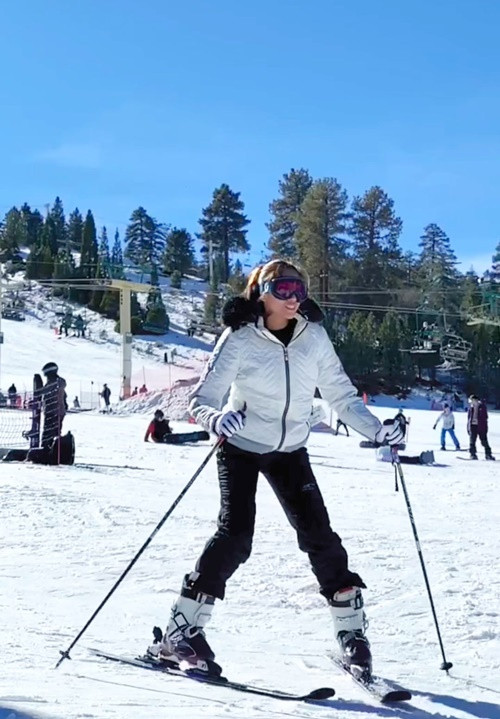 Người mẫu được xem là bà bầu năng động nhất nhì Vbiz.