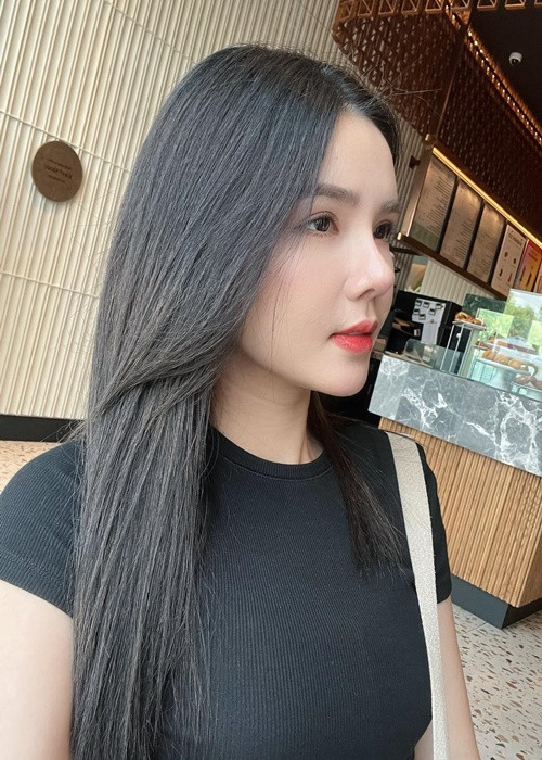 Nhan sắc của Kỳ Hân sau 4 lần dao kéo mũi.