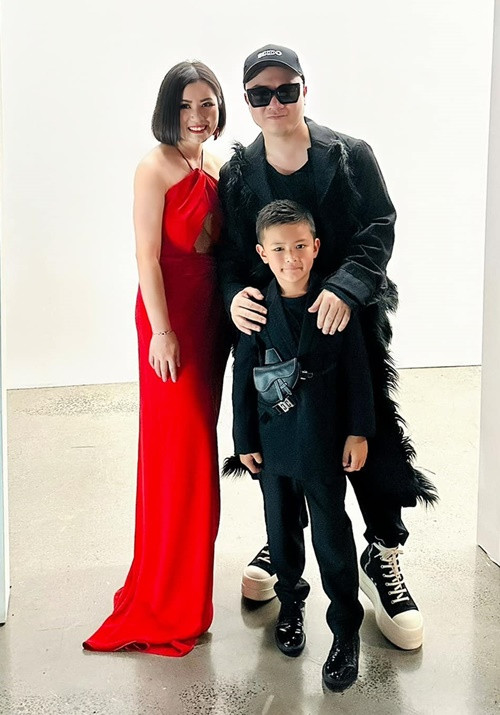 Vợ cũ Đan Trường đưa quý tử tham gia chương trình của NTK Đỗ Mạnh Cường.