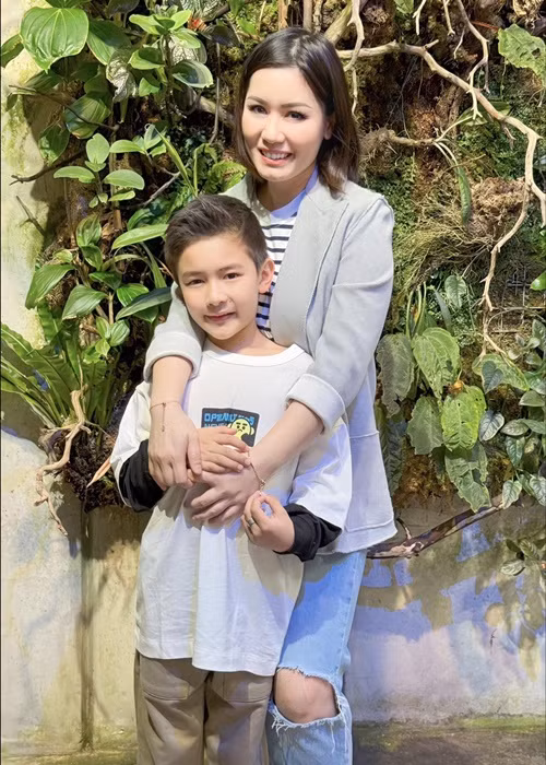 Vợ cũ Đan Trường hiện tại kín tiếng về chuyện tình cảm.