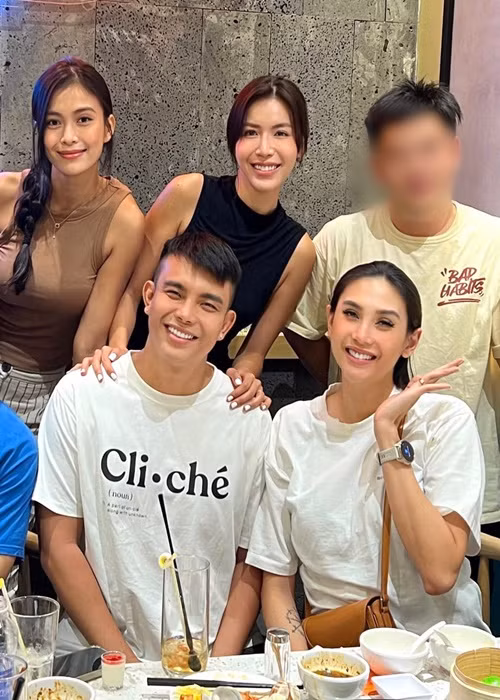 Hình ảnh Võ Hoàng Yến hội ngộ Minh Tú và Mâu Thủy. Ảnh: FB Võ Hoàng Yến.