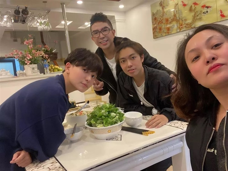 Vũ Long là người tiếp quản công việc kinh doanh của gia đình vợ Long Nhật. Ảnh: Vietnamnet.