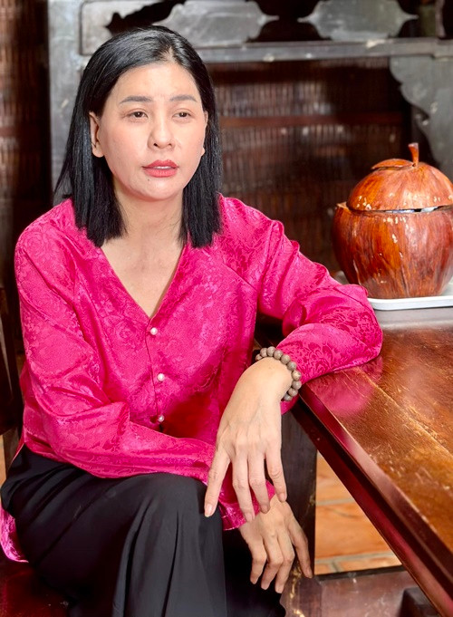 Trước đó, vào tháng 6/2023, trong cuộc phỏng vấn với Arttimes, Cát Phượng cho biết, cô chỉ có một căn nhà riêng, số tiền trong tài khoản chưa bao giờ có quá 1 tỷ đồng. Ảnh: FB Cát Phượng.