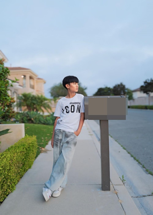 Kỳ Anh chuộng mặc trang phục năng động. Ảnh: FB Lệ Quyên.