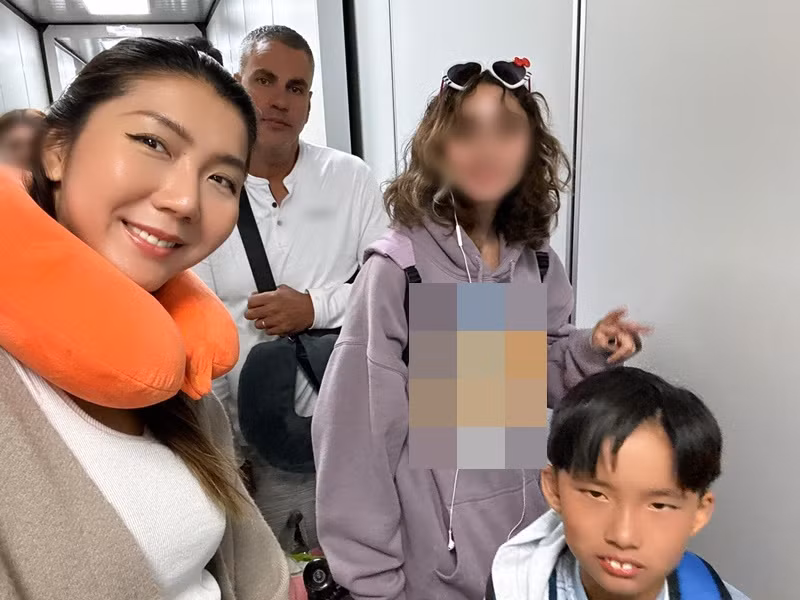 Ngọc Quyên cũng đưa con trai riêng của cô cùng đi du lịch.