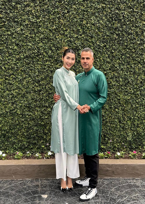 Không chỉ có mối tình mặn nồng, Ngọc Quyên hiện tại còn có sự nghiệp kinh doanh khá ổn định ở Mỹ.