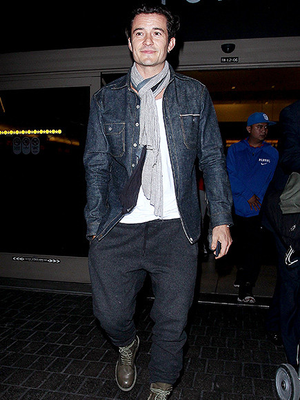 Mùa thu năm 2015 rộ lên tin đồn Kendall Jenner và nam tài tử Hollywood Orlando Bloom đang hẹn hò. Tuy nhiên chính Bloom đã lên tiếng cải chính tin đồn và rằng anh còn chưa bao giờ gặp Jenner thì làm sao hẹn hò được cô.