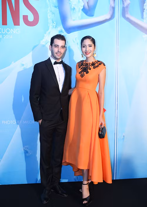 Hoa hậu Farung Yuthithum hy vọng trong chuyến đi sắp tới đây, cô sẽ có nhiều thời gian để lưu lại và thưởng thức nhiều nét văn hóa ẩm thực độc đáo hơn. 