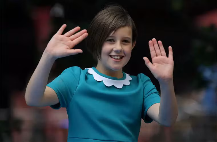 Ruby Barnhill, 12 tuổi bắt đầu nổi tiếng từ năm ngoái khi tham gia một vai trong bộ phim The BFG của Steven Spielberg. Tin cho hay, thù lao của Ruby theo hợp đồng là 85.000 USD nhưng có thể được trả tới 650.000 USD tùy thuộc vào những điều khoản khác trong hợp đồng.