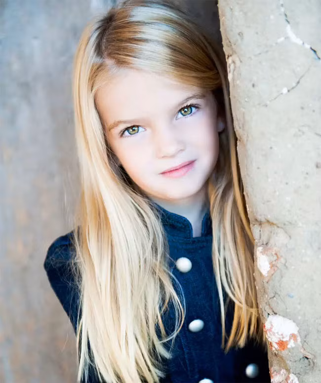 Mới 8 tuổi nhưng số tiền mà Mia Talerico tự kiếm được là 2 triệu USD. Mia bắt đầu nghiệp diễn từ khi còn rất nhỏ và được nhiều người biết tới khi đóng Good Luck Charlie.