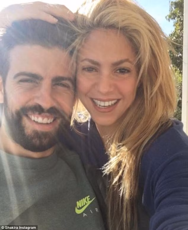 Shakira và chàng cầu thủ 29 tuổi chưa kết hôn và cũng không hề có kế hoạch làm đám cưới. “Chúng tôi thấy hạnh phúc với những gì mà chúng tôi đang có”, giọng ca Hips Don’t Lie nói. (Ảnh: Instagram)