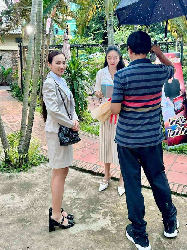 Song song với các hoạt động đồng hành cùng những cuộc thi sắc đẹp, Ngọc Thiện không quên tập trung cho vai trò chính là diễn viên. Gần đây, cô vừa hoàn thành dự án phim truyền hình mới trên THVL.