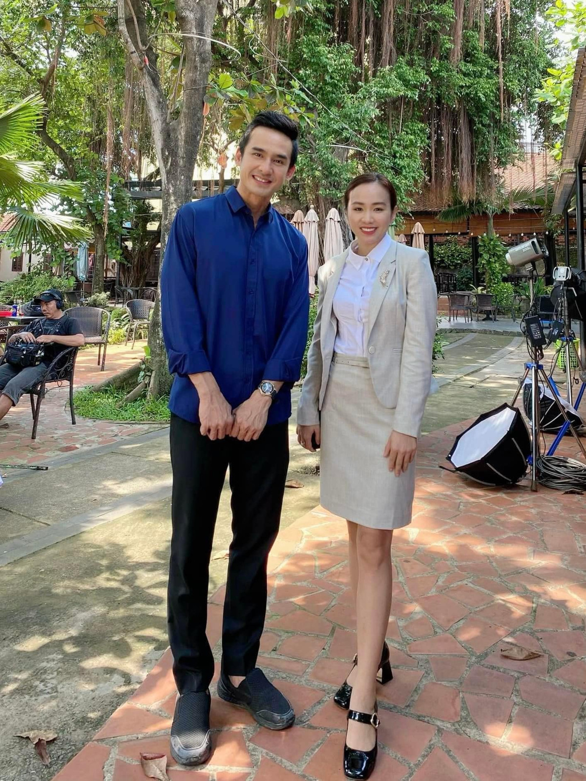 Ngọc Thiện và Lương Thế Thành trên phim trường "Bóng ma hạnh phúc".