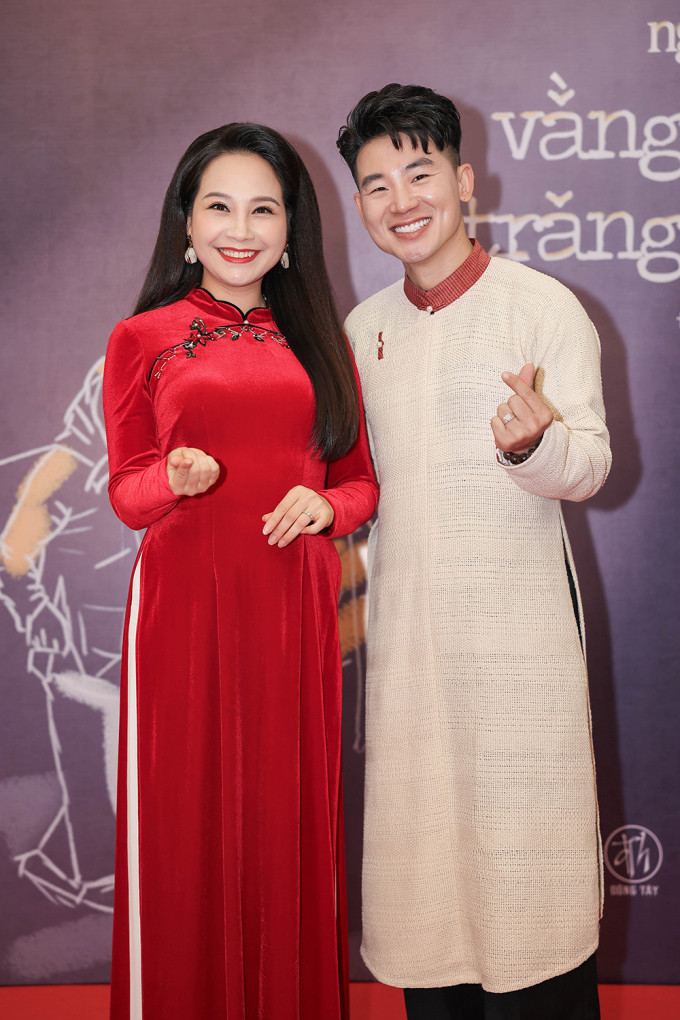 MC Mỹ Lan và MC Việt Tú.