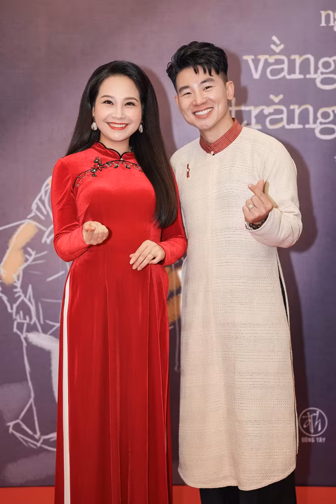 MC Mỹ Lan và MC Việt Tú.