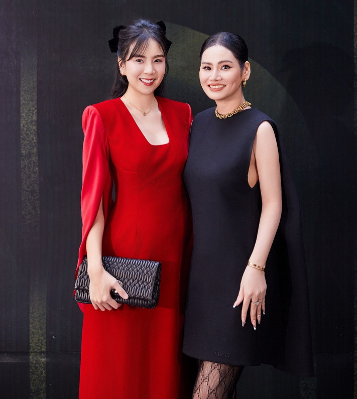 Thời gian qua, Huyền My và Mai Ngọc hạn chế tham dự sự kiện nhưng vẫn tới chung vui cùng Hà Bùi do yêu quý nữ doanh nhân 8X.