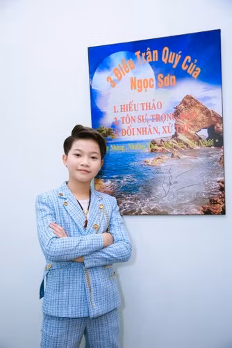 Phong Thiên đã ra mắt một số sản phẩm âm nhạc và nhận được phản hồi tích cực từ khán giả.