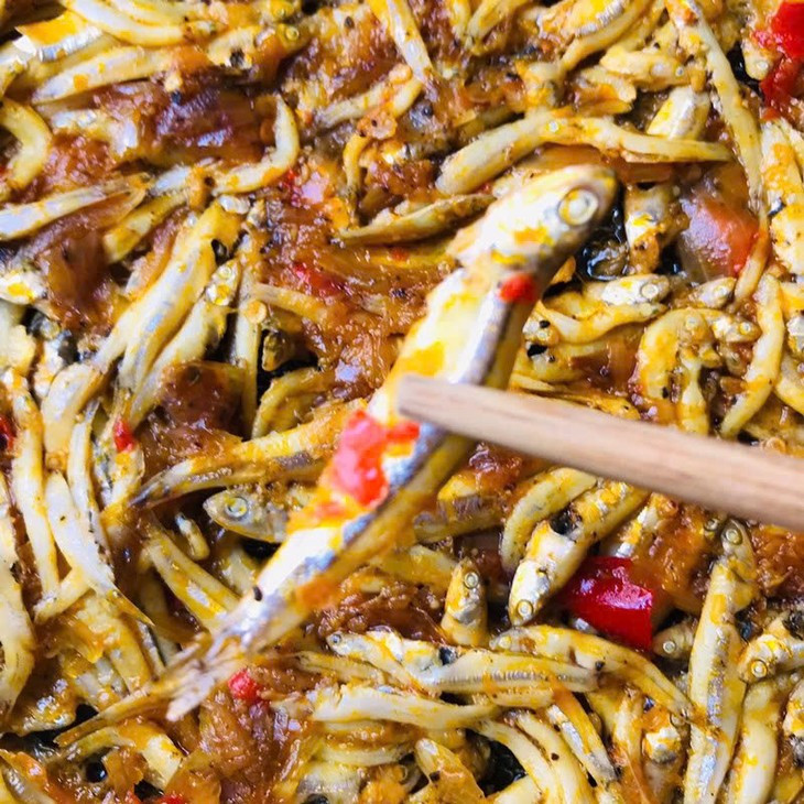 Phòng chống bệnh Alzheimer: Trong một nghiên cứu của Trường Y Harvard, các nhà nghiên cứu đã phát hiện ra rằng những người tiêu thụ nhiều axit béo omega-3 có lượng protein amyloid beta thấp hơn. Sự tích tụ amyloid beta chính là nguyên nhân gây nên bệnh Alzheimer. Ảnh Internet