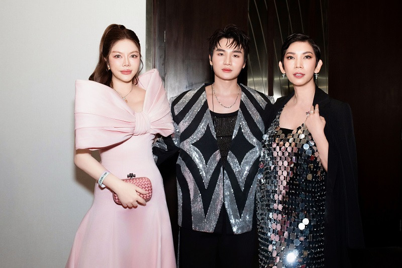 Xuân Lan cũng góp mặt tại sự kiện cùng diễn viên Lý Nhã Kỳ.