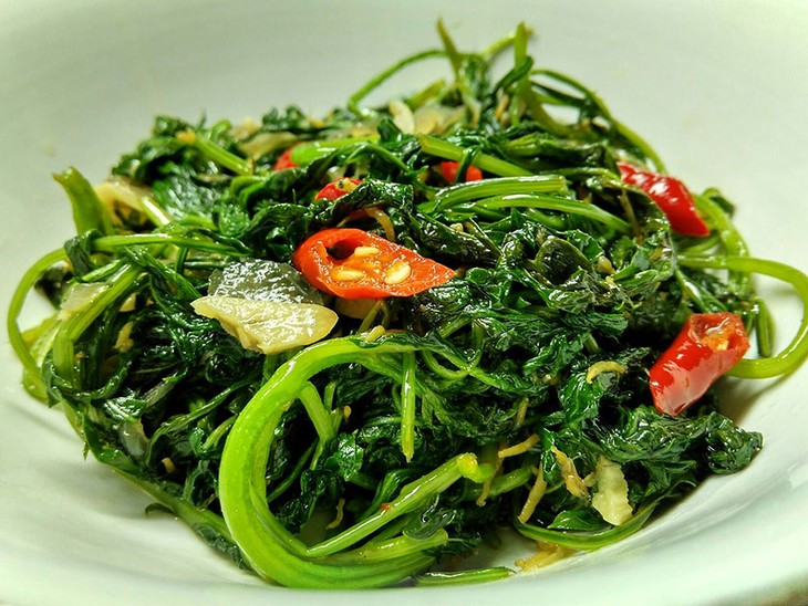  Hỗ trợ điều trị tiểu đường: Nồng độ các chất chống oxy hóa và polyphenol có trong loại rau rừng này rất cao. Đây là các hợp chất có vai trò quan trọng trong việc hỗ trợ chữa trị tiểu đường hiệu quả. Ảnh Internet