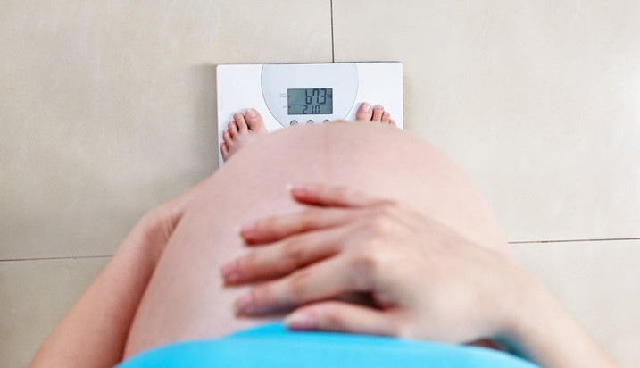 San phu 128kg vuot can thanh cong, cach kiem soat can nang khi bau-Hinh-2