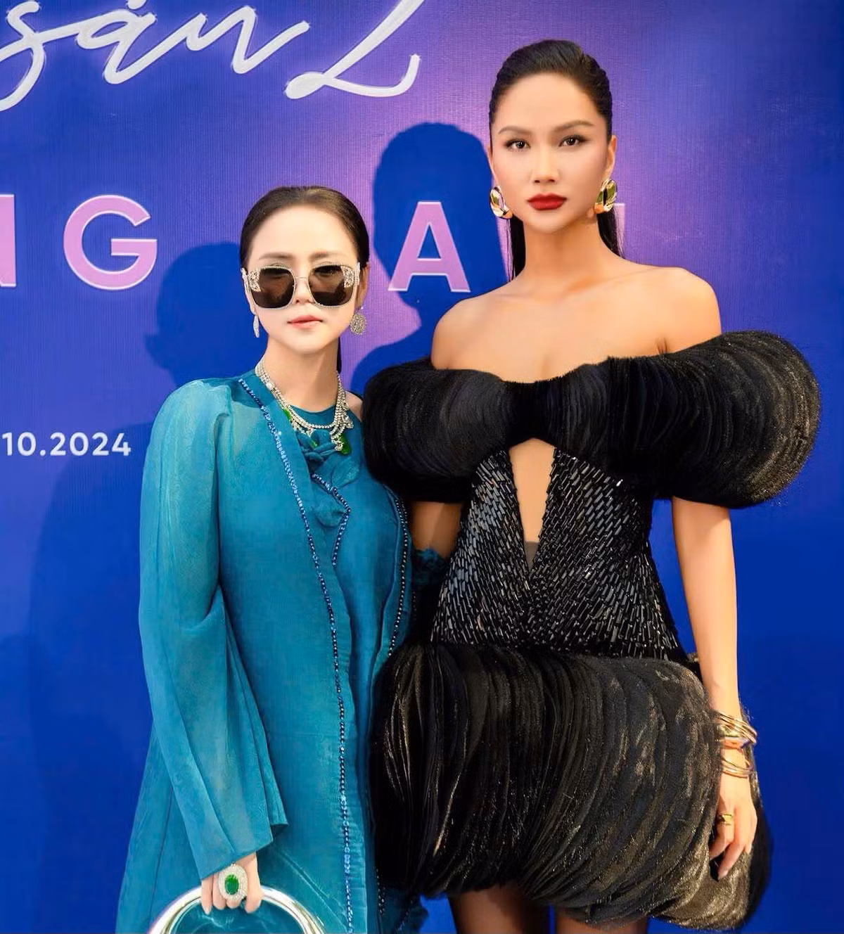 Giám khảo vòng tuyển chọn gồm có: Hoa hậu H'hen Niê, siêu mẫu Hạ Vy, NTK Hương Queen, NTK Anh Thư, Quán quân The New Mentor Lê Thu Trang và Phó Giám đốc Nhà hát Lớn Chu Anh Hùng.