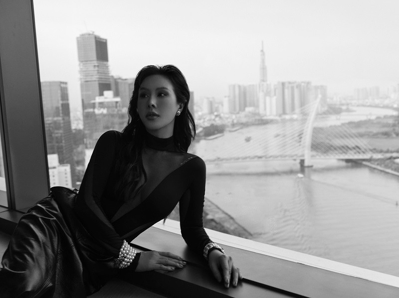 Thu Hoài bật mí, trong thời gian tới cô sẽ sớm hội ngộ khán giả với những hoạt động thú vị.