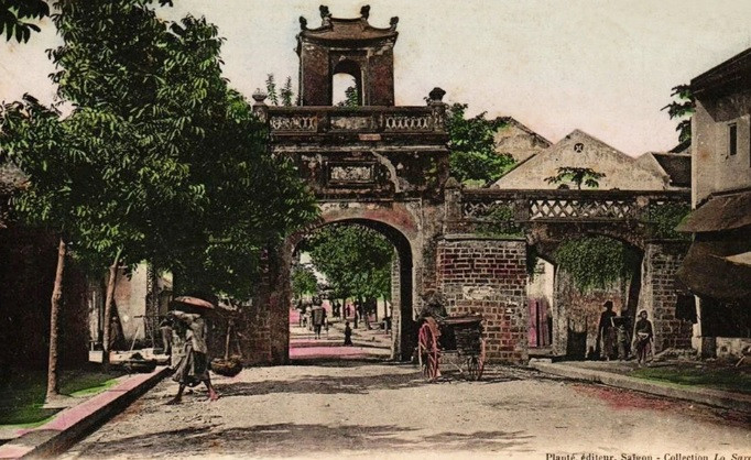 Cổng Jean-Dupuis...