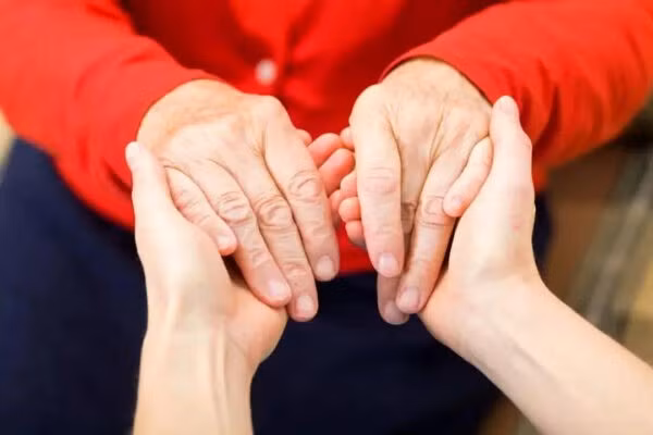 Benh nhan viem khop co “sieu nang luc” du doan thoi tiet?