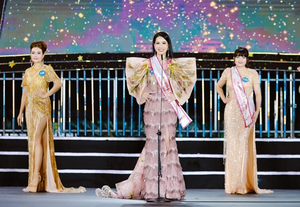 My nhan que Phu Tho dang quang Hoa hau Thuong hieu Viet Nam 2024-Hinh-3