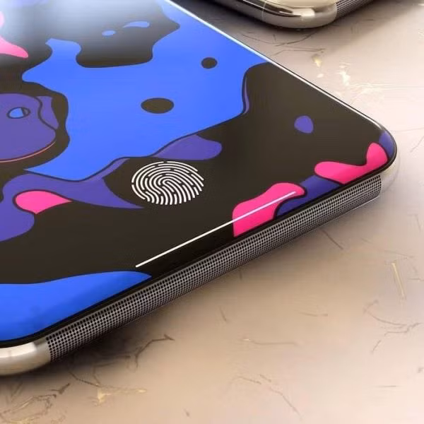 Ngoài việc cho phép hiển thị màn hình cảm ứng, một đơn xin cấp bằng sáng chế liên quan cũng bao gồm việc sử dụng ăngten tần số vô tuyến dưới lớp màn hình. Các tín hiệu cần thiết cho Wi-Fi và mạng di động yêu cầu ăng-ten lộ ra ngoài, vì vậy ăngten chiếm toàn bộ diện tích màn hình của iPhone sẽ tốt hơn ăng-ten băng hẹp ở bên cạnh thiết bị.