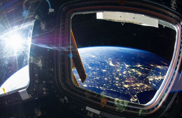 Ngoài ra, những nghiên cứu này cũng sẽ cải thiện các thế hệ cơ quan nhân tạo được dùng để thử nghiệm thuốc và biện pháp điều trị trên trái đất.